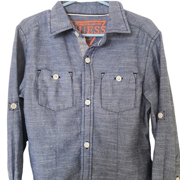 GUESS JEANS Long Sleeve Roll Tab Button Front Blue Cotton Chambray Shirt Sz 5/6 - Picture 2 of 5